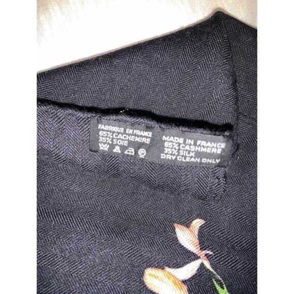 Hermes cashmere silk 54"x54" shawl Fleurs Et Plumes Black Floral 140 cm scarf - Picture 9 of 13
